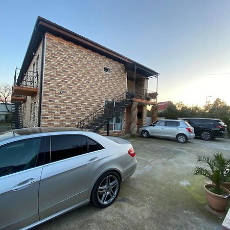 Appartamento Kochalidze Family Batumi Esterno foto