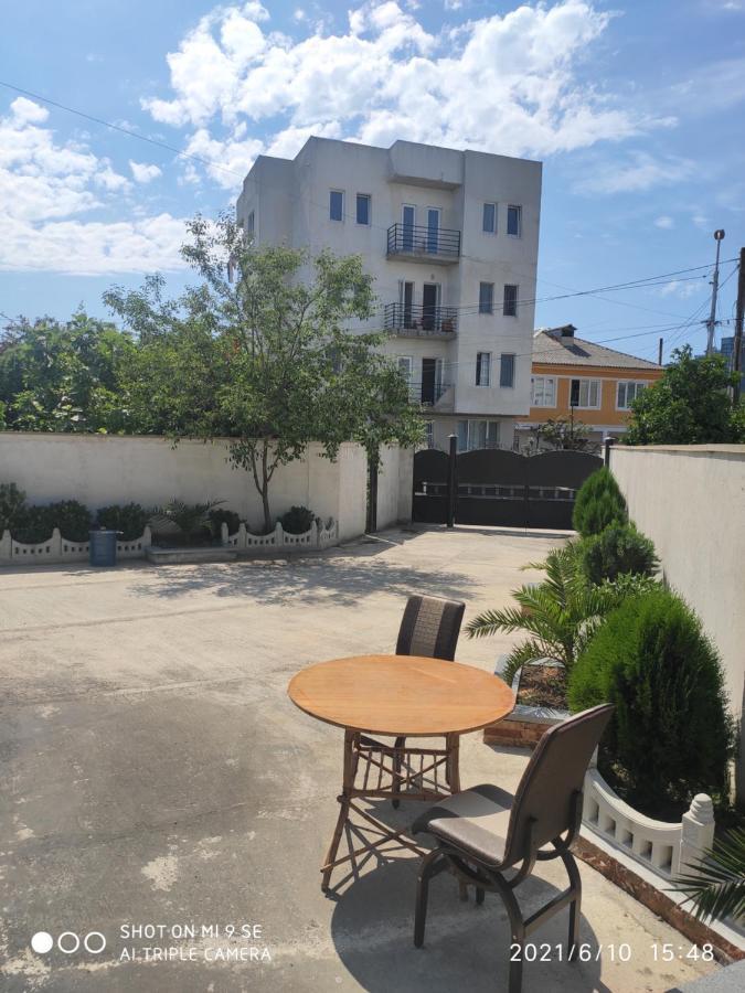 Appartamento Kochalidze Family Batumi Esterno foto